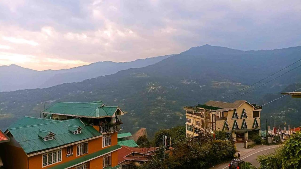 Garden Retreat Hotel, Gangtok Exterior photo